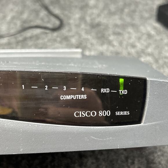 Cisco Systems 800 Series Router with Power Adapter Black Tested/Works SCRATCHED - Picture 5 of 10
